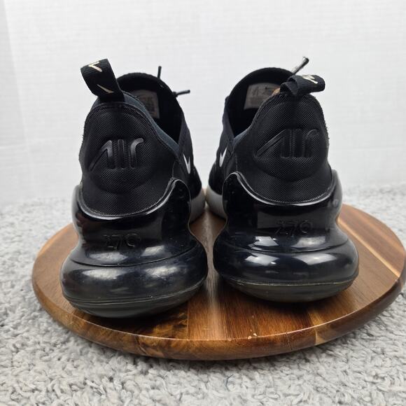 Nike Mens 13 Air Max 270 Black White Low Top Casual Daily Sneaker AH8050-002 - Picture 2 of 12